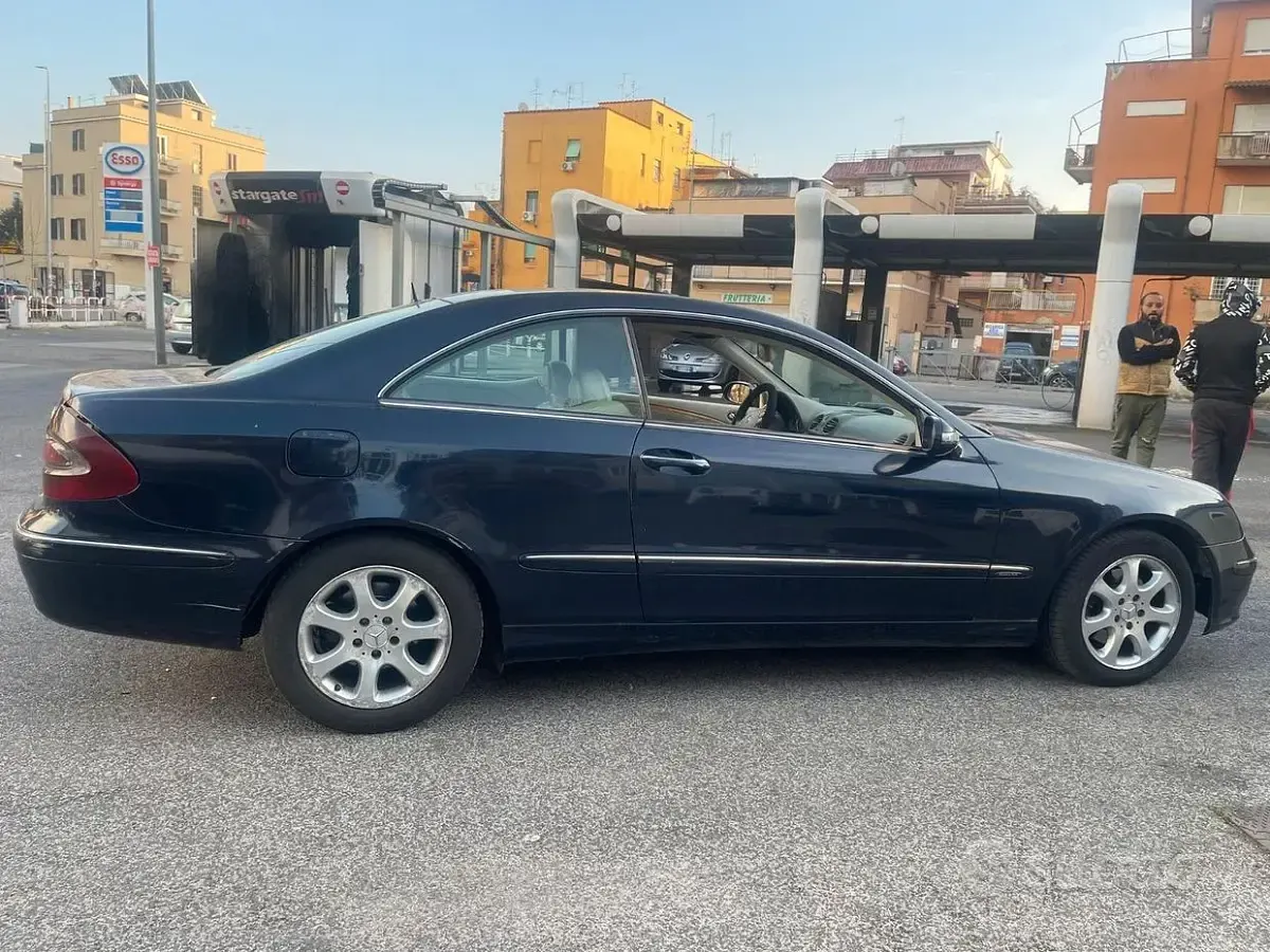 Usata Mercedes CLK270 170 CV (125 kW) 2003 Blu Berlina