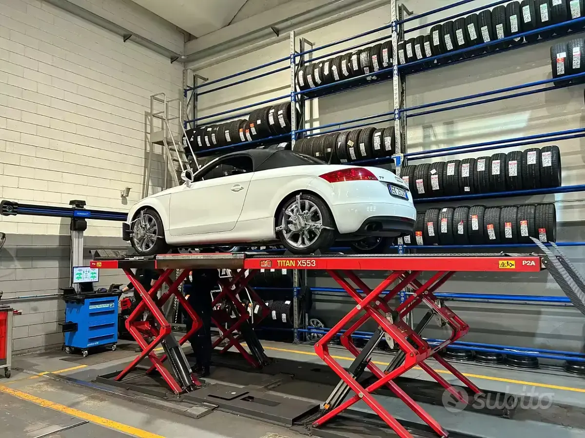 Usata Audi TT Roadster 160 CV (117 kW) 2010 Bianco Cabrio