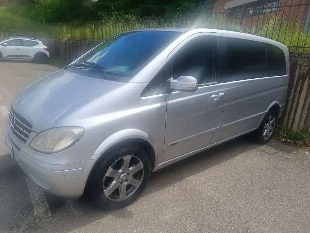 Usata Mercedes Viano 150 CV (110 kW) 2006 Monovolume