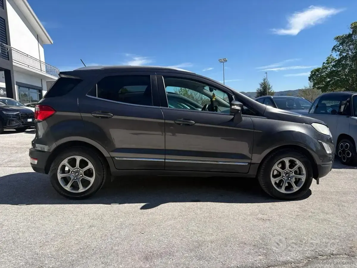 Usata Ford Ecosport Titanium 99 CV (72 kW) 2019 Nero SUV