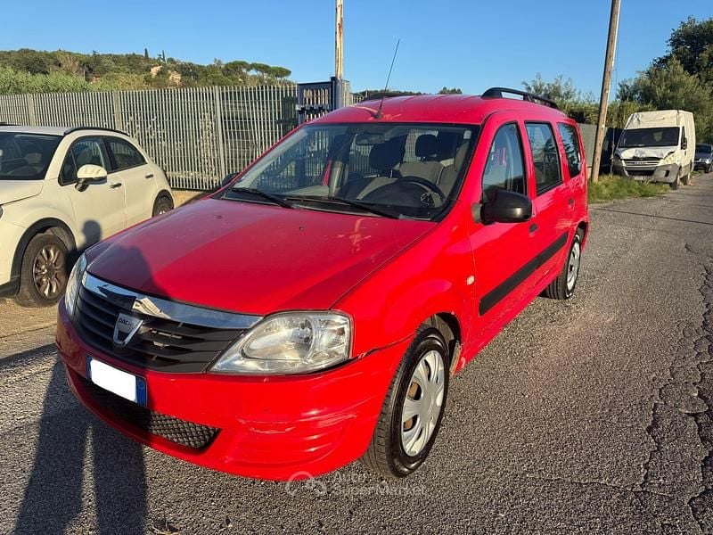 Usata Dacia Logan 84 CV (61 kW) 2011 Rosso Station wagon