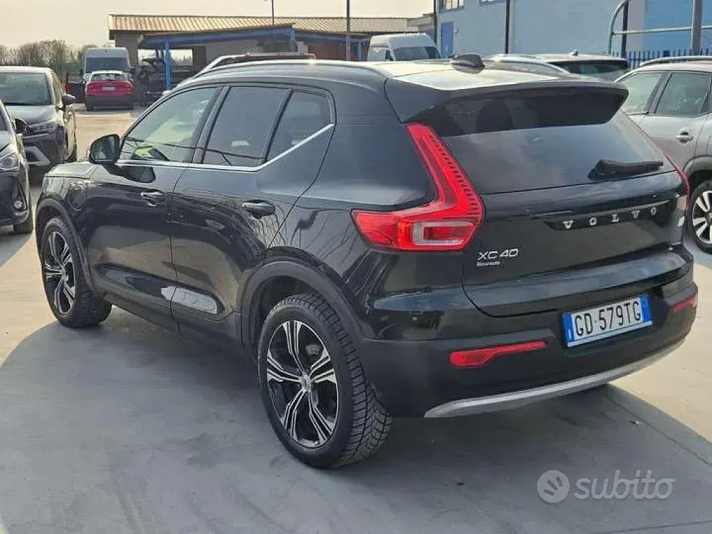 Usata Volvo XC40 Inscription 179 CV (131 kW) 2020 Nero SUV