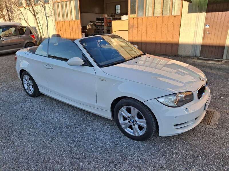 Usata BMW 120 Cabriolet 177 CV (130 kW) 2009 Bianco Cabrio