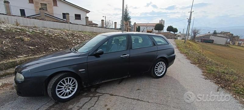 Usata Alfa Romeo 156 115 CV (84 kW) 2004 Nero Station wagon