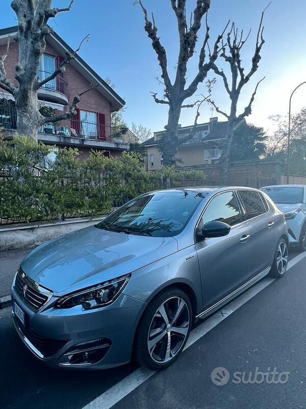 Usata Peugeot 308 GT-line 131 CV (96 kW) 2015 Grigio Berlina