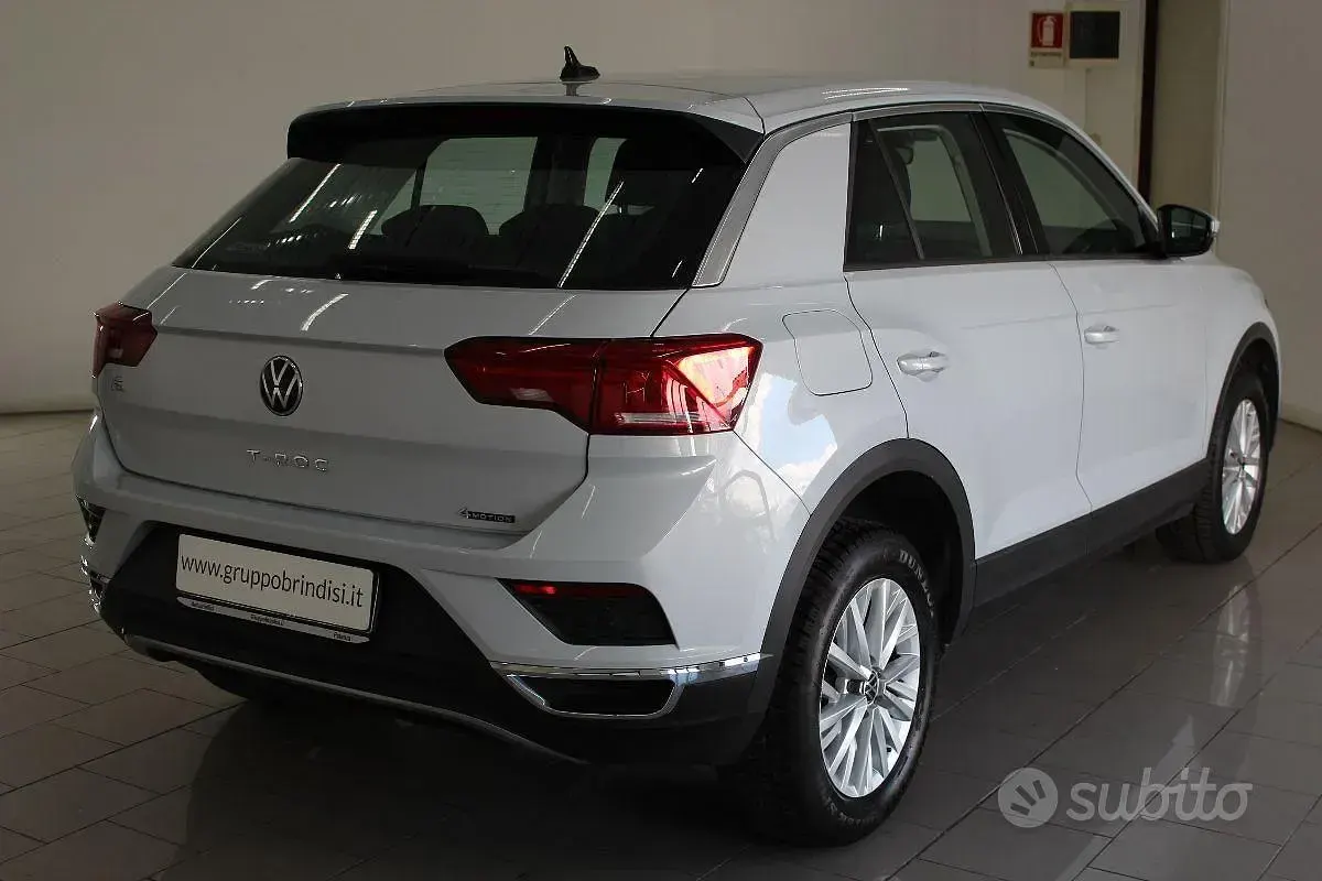 Usata VW T-Roc Business 150 CV (110 kW) 2021 Grigio SUV