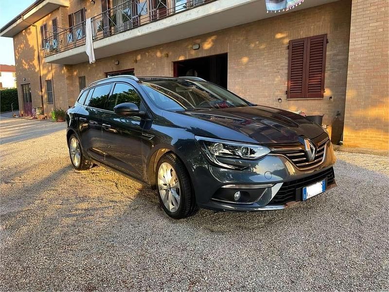 Usata Renault Mégane IV Intens 110 CV (80 kW) 2017 Grigio Station wagon