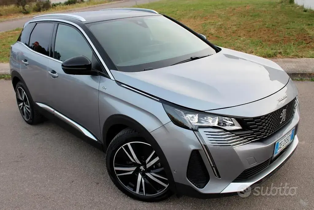Usata Peugeot 3008 GT 131 CV (96 kW) 2021 Grigio SUV