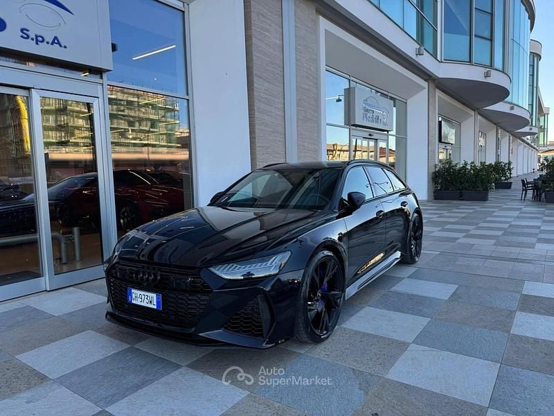 Usata Audi RS6 Ambiente 600 CV (441 kW) 2022 Nero Station wagon