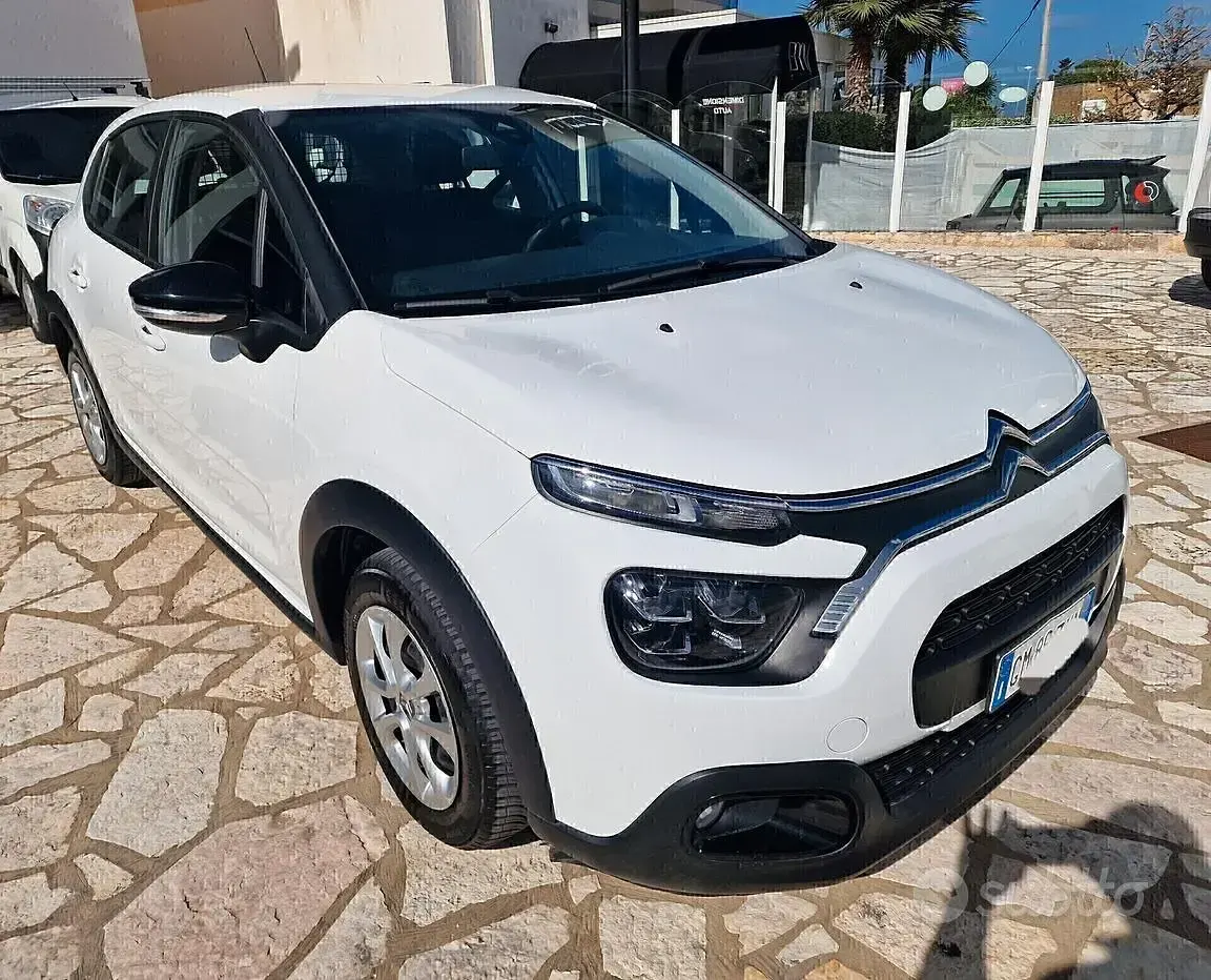 Occasion Citroën C3 Feel 102 ch (75 kW) 2023 Blanc Citadine