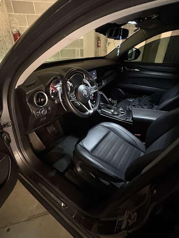 Usata Alfa Romeo Stelvio Tech Edition 209 CV (153 kW) 2019 SUV