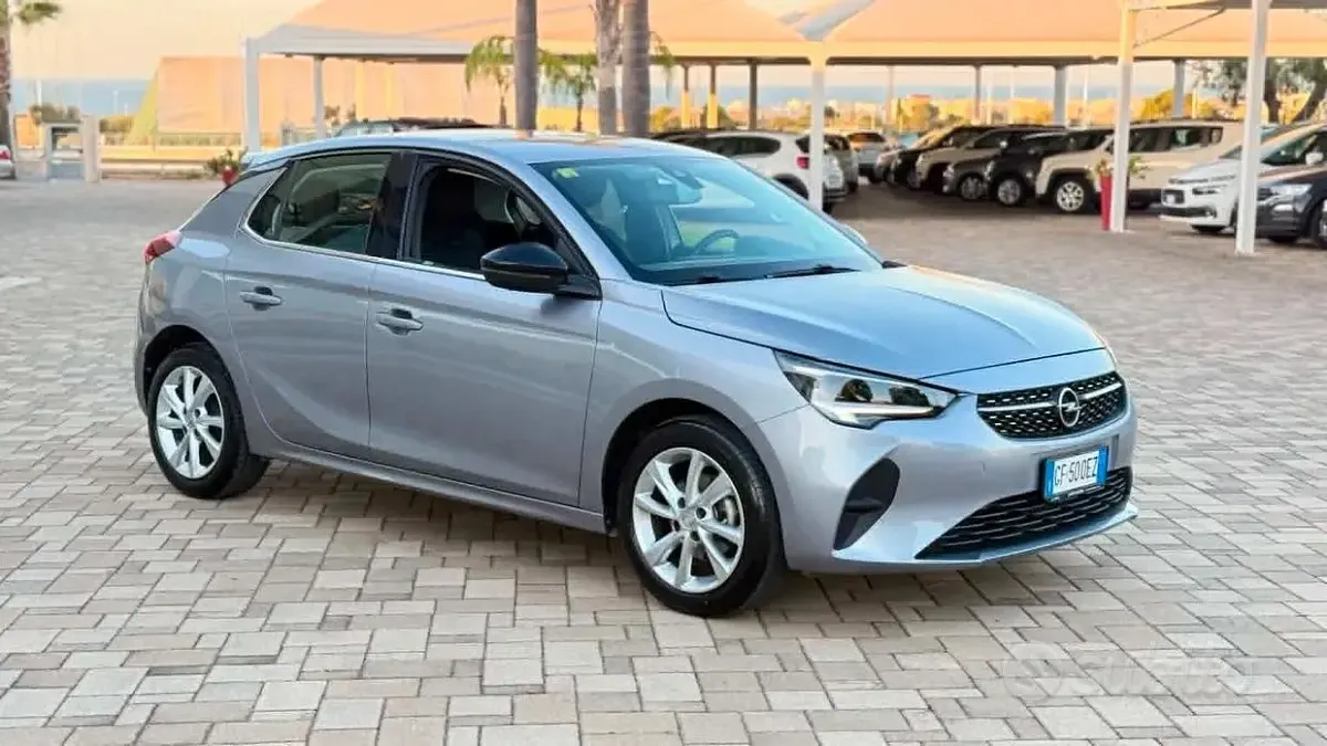 Usata Opel Corsa Elegance 75 CV (55 kW) 2021 Grigio Utilitaria