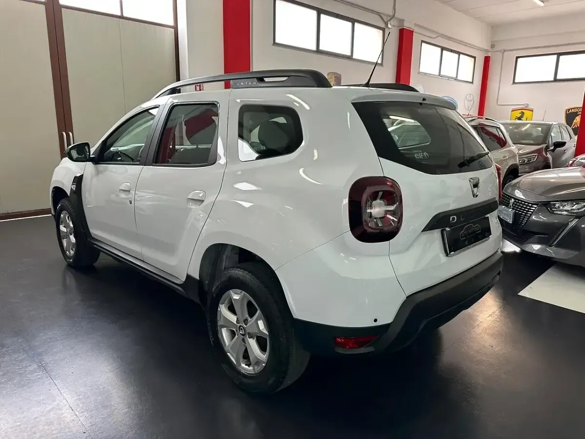 Usata Dacia Duster Comfort 116 CV (85 kW) 2019 Bianco SUV