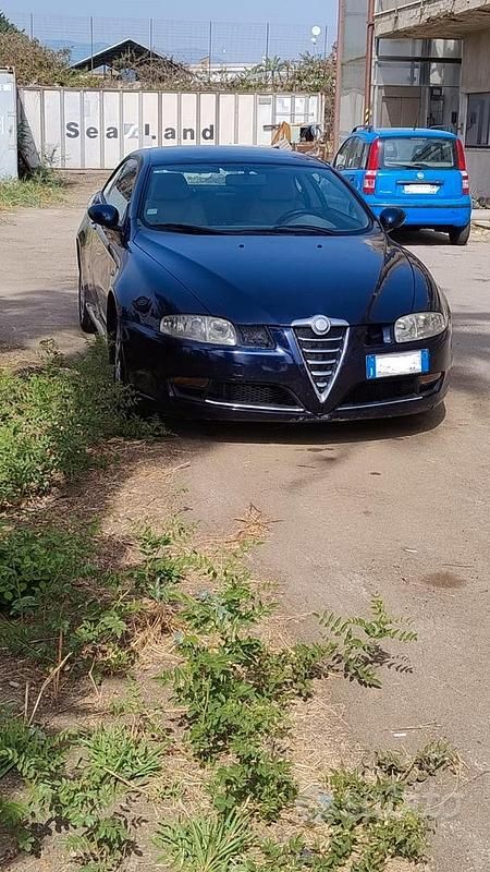 Usata Alfa Romeo GT 166 CV (122 kW) 2005 Blu Coupé