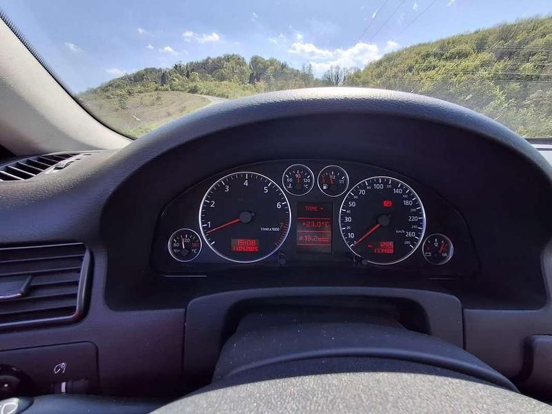 Usata Audi A6 Allroad Ambiente 250 CV (183 kW) 2003 Station wagon