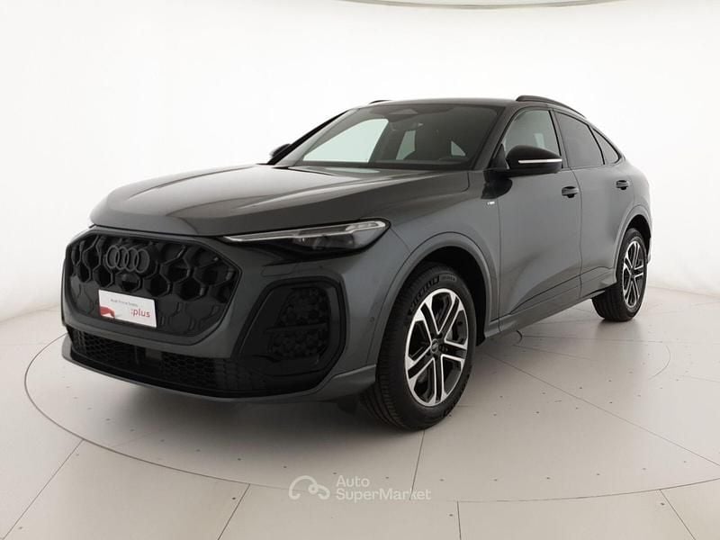 Grigio daytona perla Nuova 2025 Audi Q5 Sportback Advanced SUV | 73.500 € (Super prezzo) - Immagine 1/4
