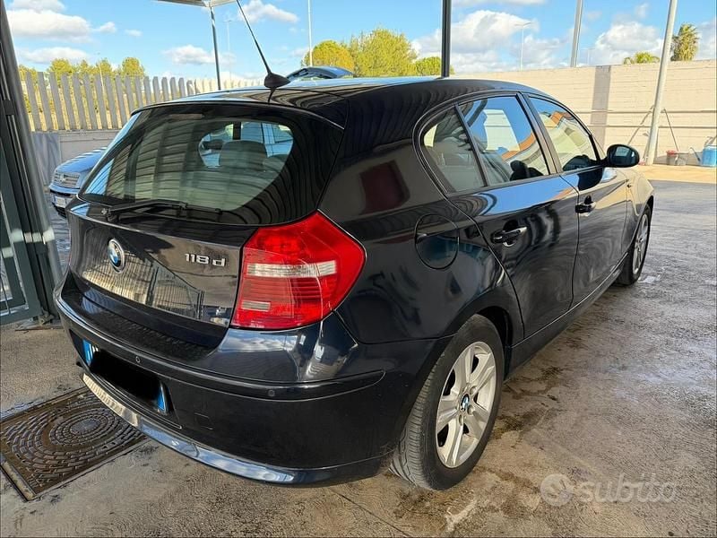 Occasion BMW 118 143 PK (105 kW) 2008 Blauw Hatchback