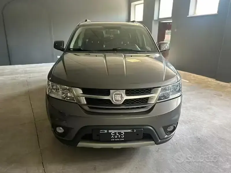 Usata Fiat Freemont 140 CV (102 kW) 2011 Other SUV