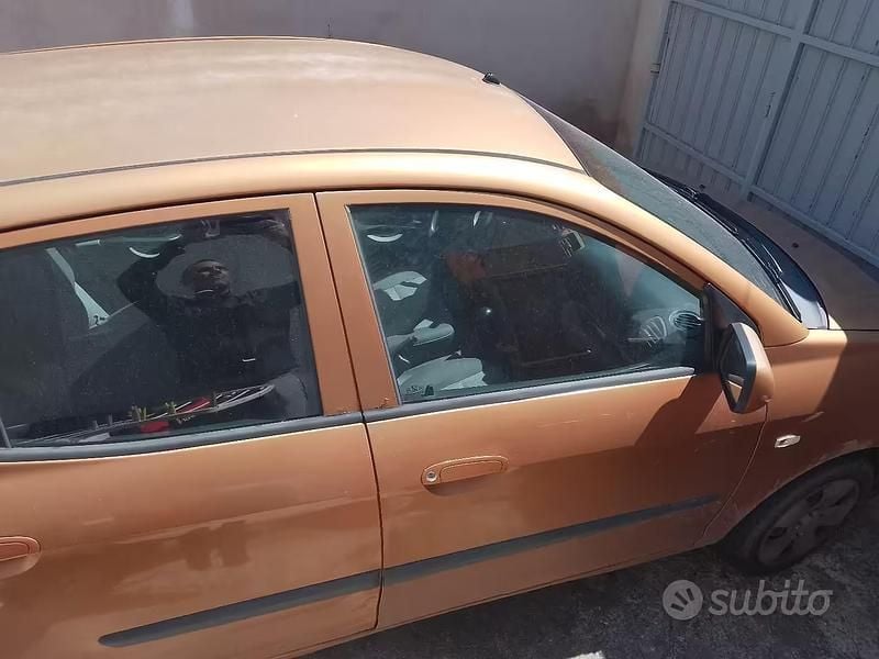 Gebraucht Kia Picanto 61 PS (44 kW) 2006 Braun Kleinwagen
