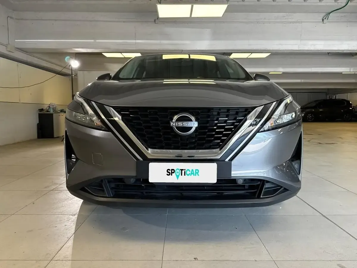 Usata Nissan Qashqai Visia 140 CV (102 kW) 2023 Grigio SUV