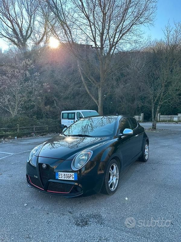 Nero Usata 2013 Alfa Romeo MiTo Due volumi | 3000 € - Immagine 1/4