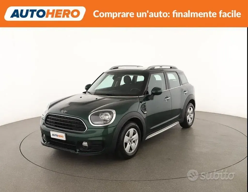 Usata Mini Countryman 116 CV (85 kW) 2019 Verde SUV
