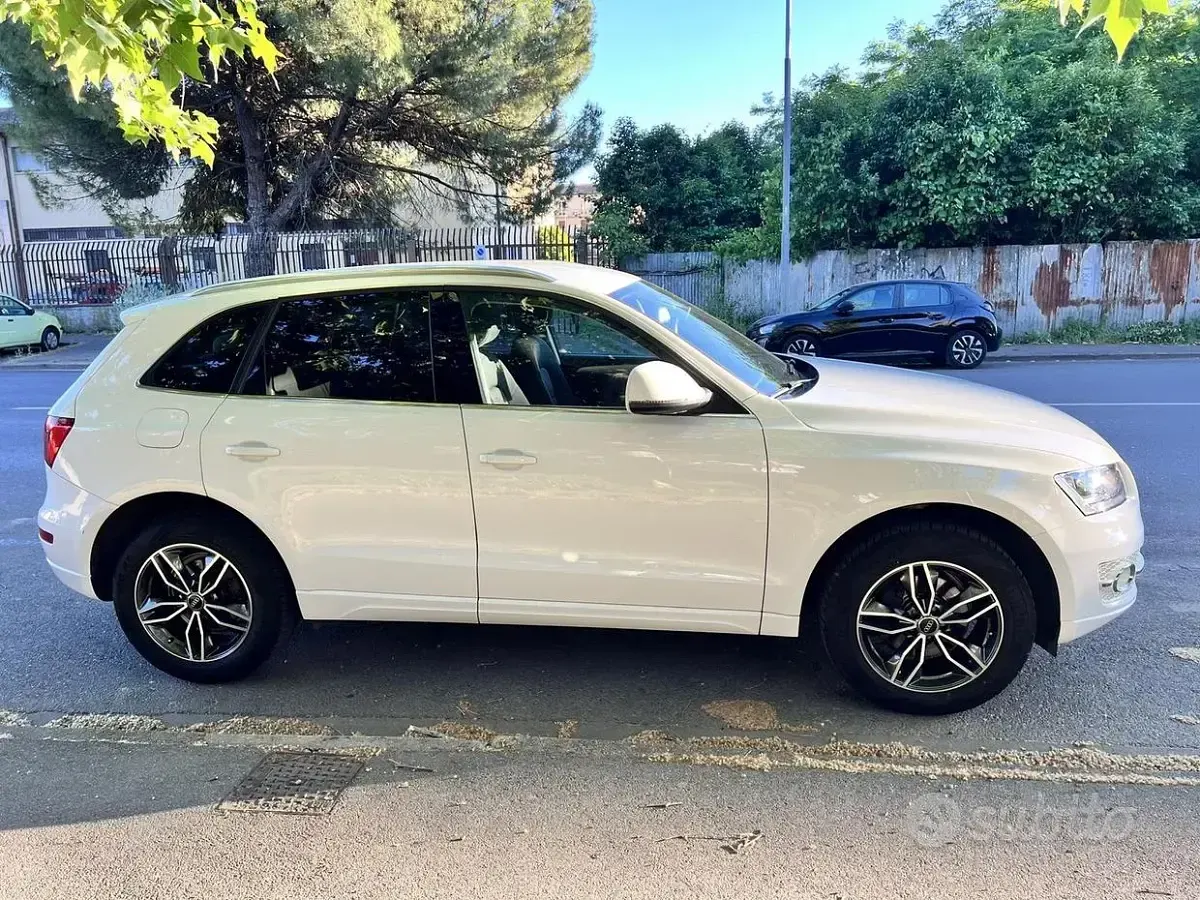 Usata Audi Q5 170 CV (125 kW) 2011 Bianco SUV