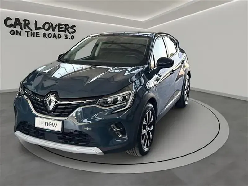 Usata Renault Captur Techno 145 CV (106 kW) 2023 Blu scuro SUV