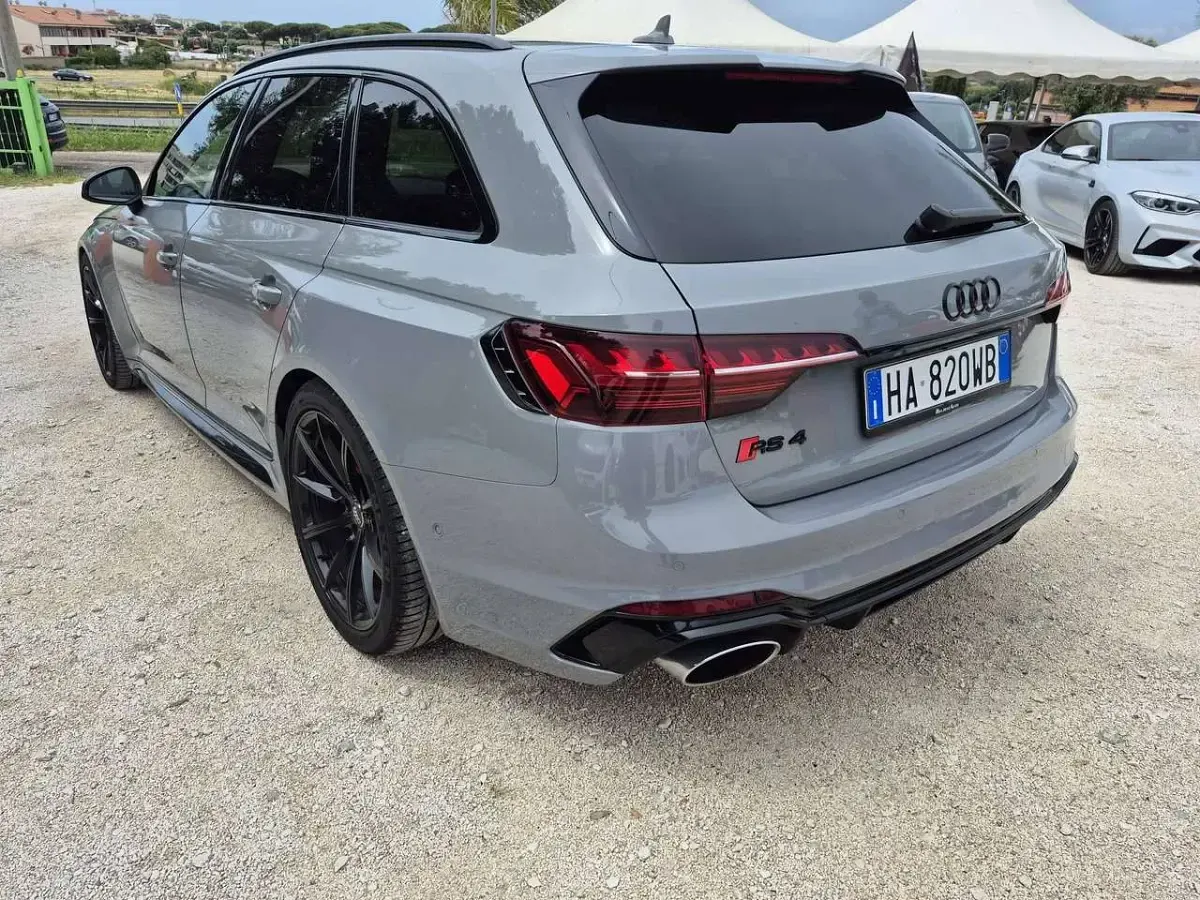 Usata Audi RS4 Ambiente 450 CV (330 kW) 2020 Grigio Station wagon