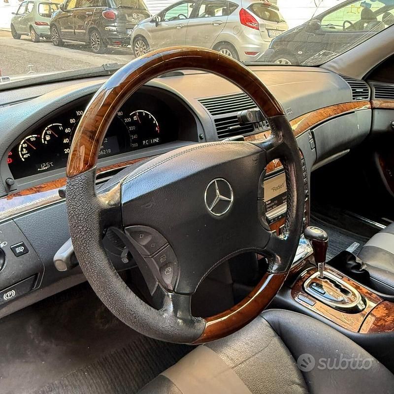 Usata Mercedes S320 204 CV (150 kW) 2003 Grigio Berlina