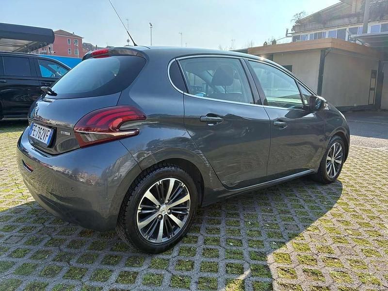 Usata Peugeot 208 Allure 82 CV (60 kW) 2016 Grigio Utilitaria