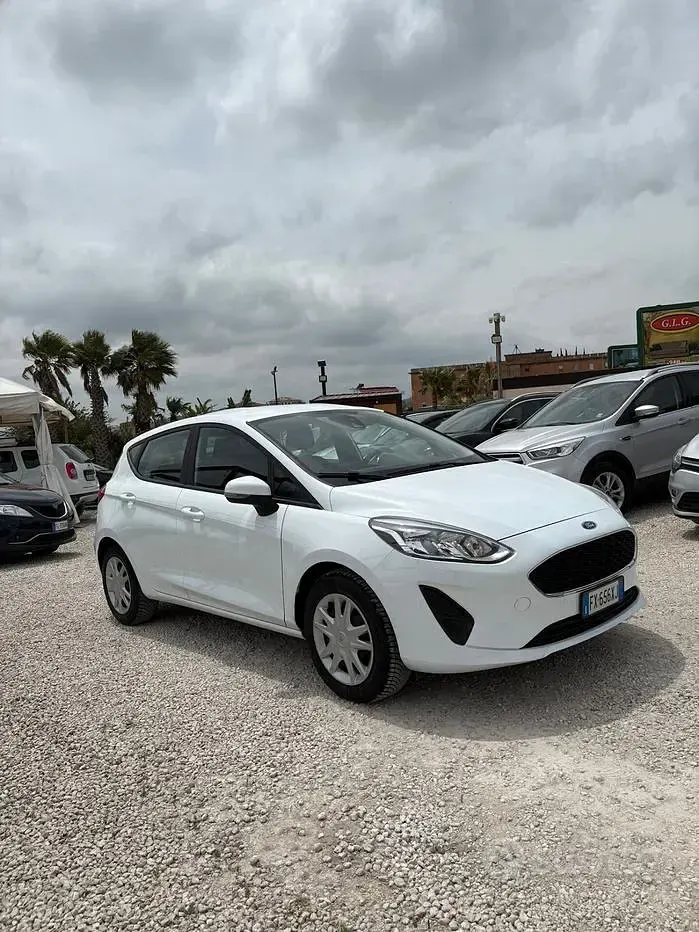 Usata Ford Fiesta Vignale 86 CV (63 kW) 2019 Bianco Utilitaria