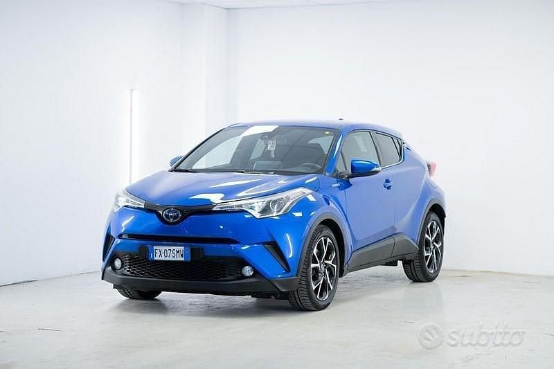 Usata Toyota C-HR Trend 223 CV (164 kW) 2019 Blu/azzurro SUV