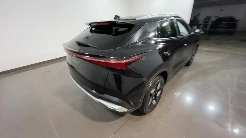 Nuova Omoda 5 146 CV (107 kW) 2025 Nero SUV