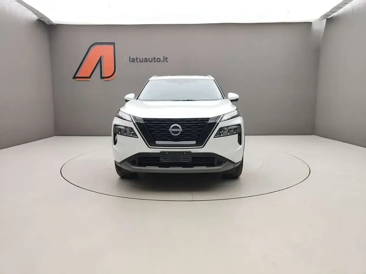 Usata Nissan X-Trail N-Connecta 158 CV (116 kW) 2025 Pearl white SUV