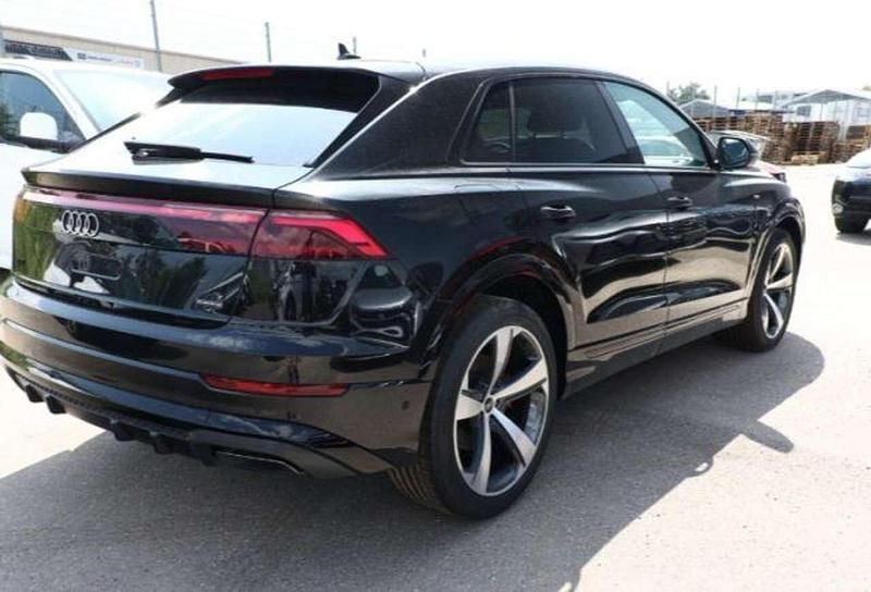 Nuova Audi Q8 286 CV (210 kW) 2025 Vari colori SUV