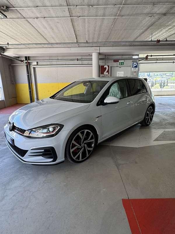 Usata VW Golf VII GTI 245 CV (180 kW) 2017 Berlina