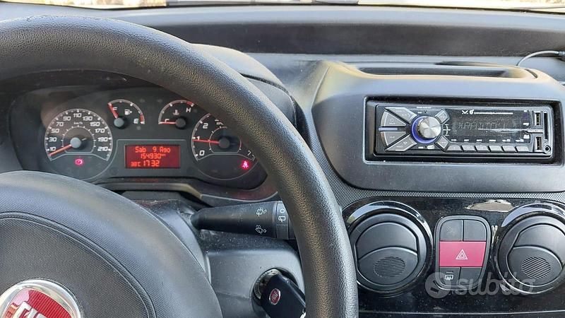 Usata Fiat Qubo Trekking 75 CV (55 kW) 2016 Bianco Monovolume