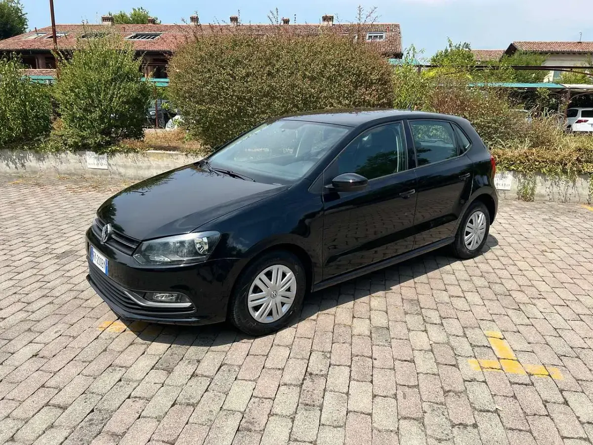 Usata VW Polo Trendline 60 CV (44 kW) 2017 Nero Berlina