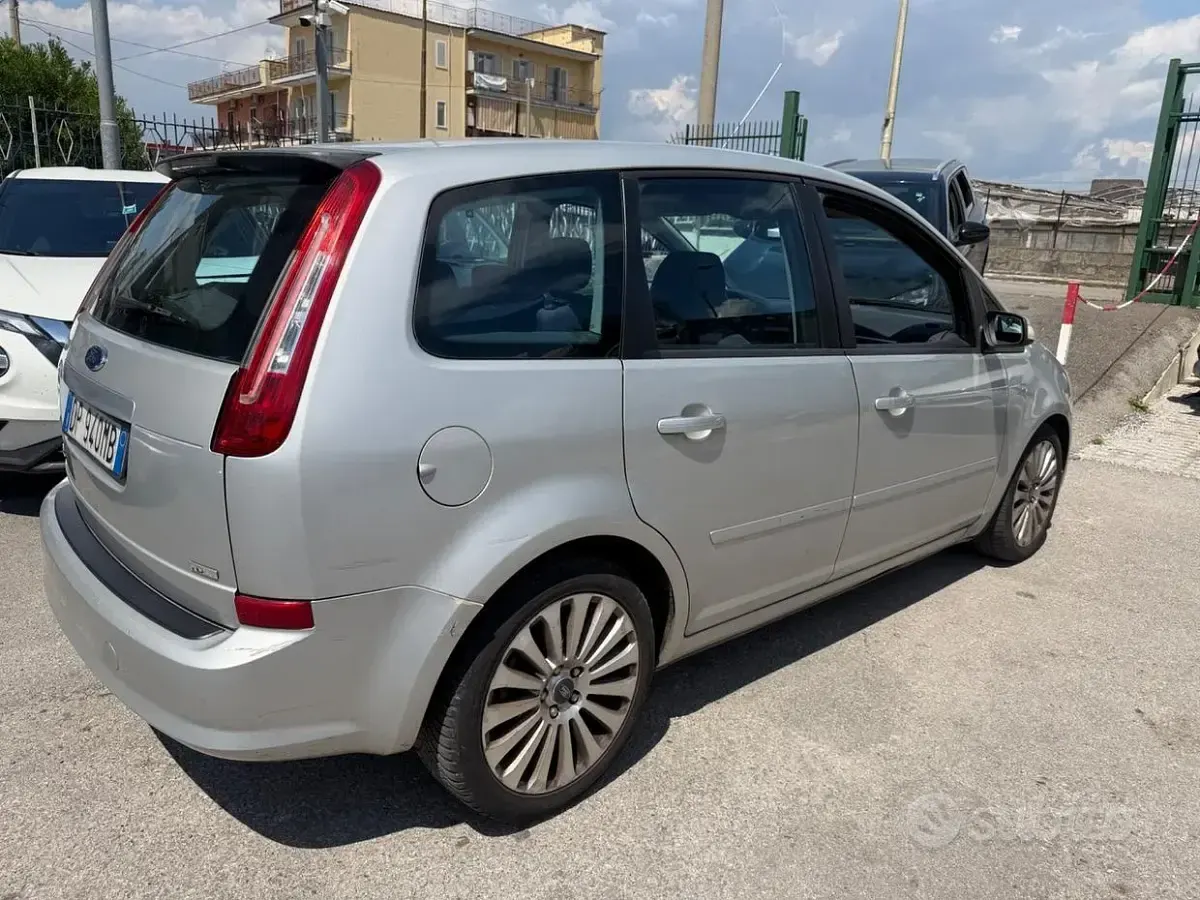 Usata Ford C-MAX Titanium 109 CV (80 kW) 2010 Grigio Monovolume