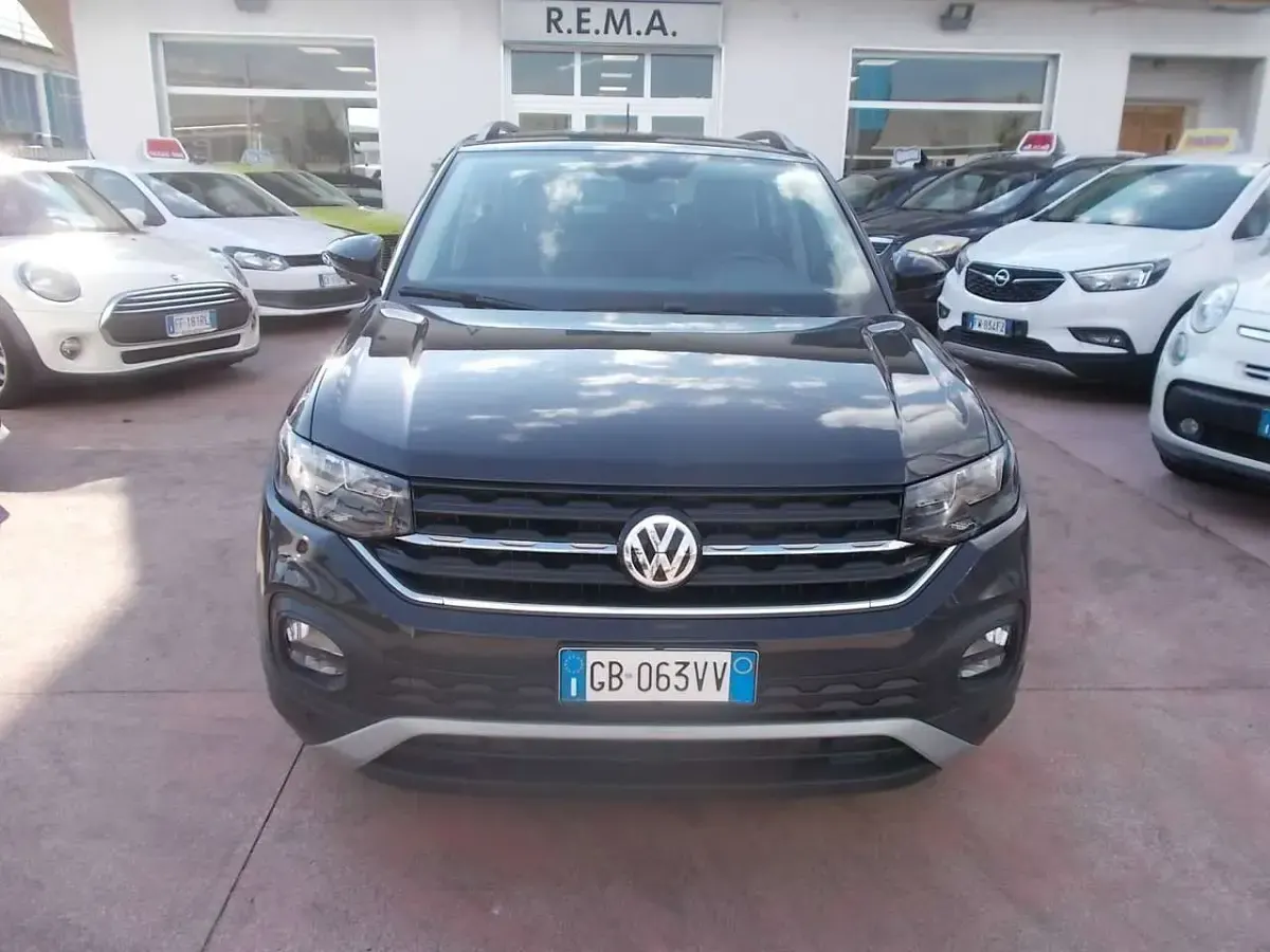 Usata VW T-Cross Style 95 CV (69 kW) 2020 Grigio urano SUV
