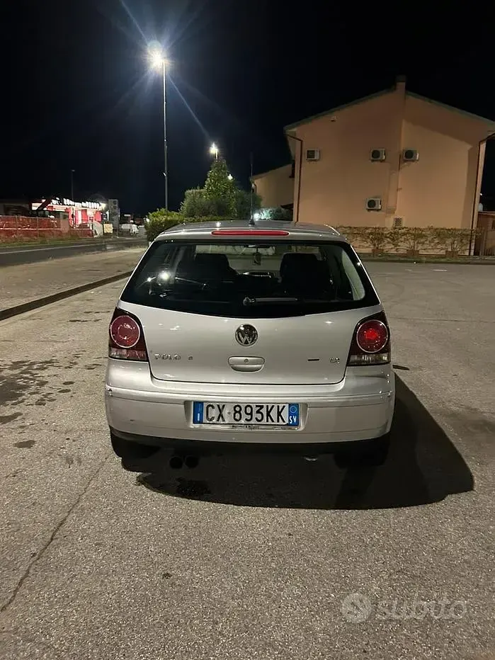 Usata VW Golf IV 64 CV (47 kW) 2005 Grigio Berlina