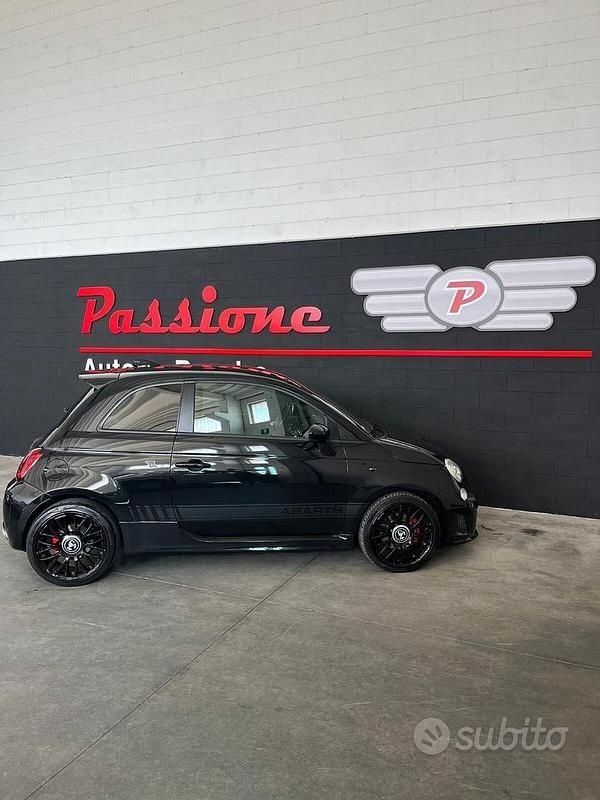 Usata Abarth 500 135 CV (99 kW) 2011 Nero Utilitaria
