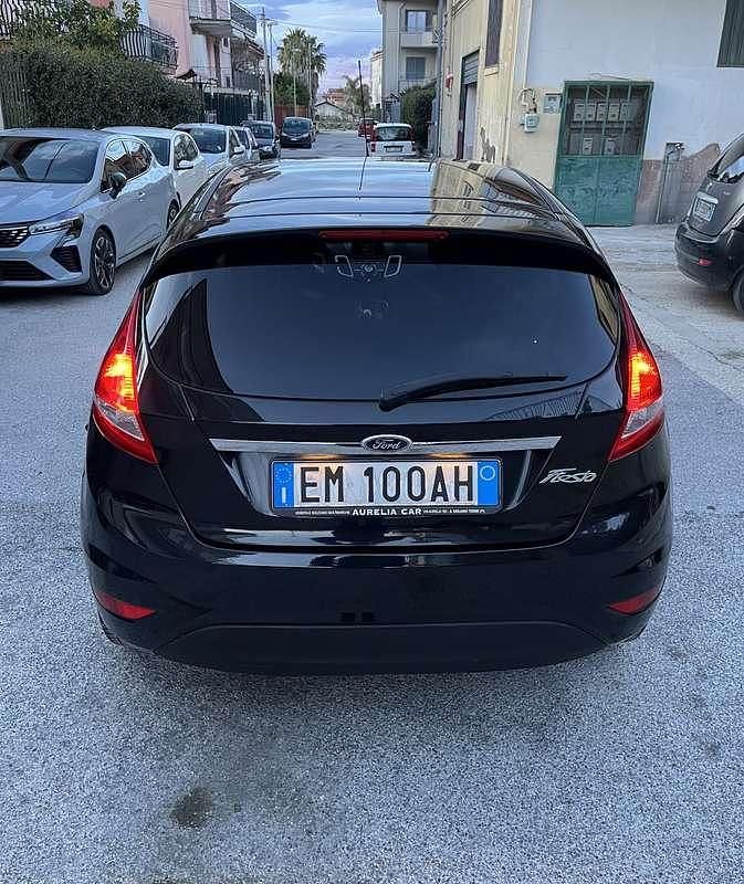 Usata Ford Fiesta Titanium 82 CV (60 kW) 2012 Utilitaria