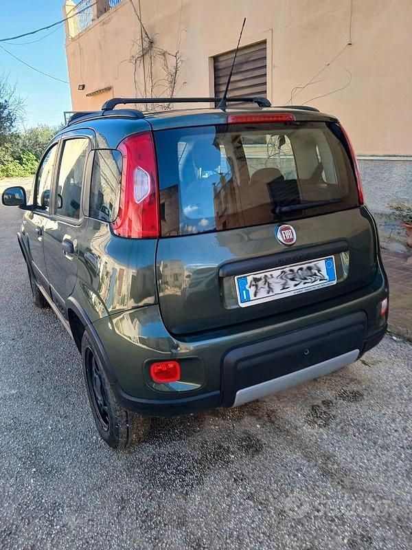 Usata Fiat Panda 4x4 Wild 86 CV (63 kW) 2019 Verde Utilitaria