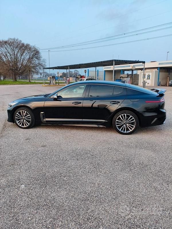 Usata Kia Stinger GT-Line 200 CV (147 kW) 2019 Nero Utilitaria