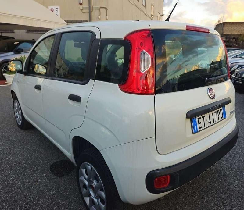 Usata Fiat Panda Lounge 86 CV (63 kW) 2013 Bianco Utilitaria
