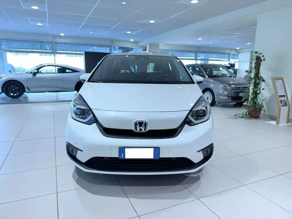 Usata Honda Jazz Elegance 98 CV (72 kW) 2022 Bianco pastello Utilitaria