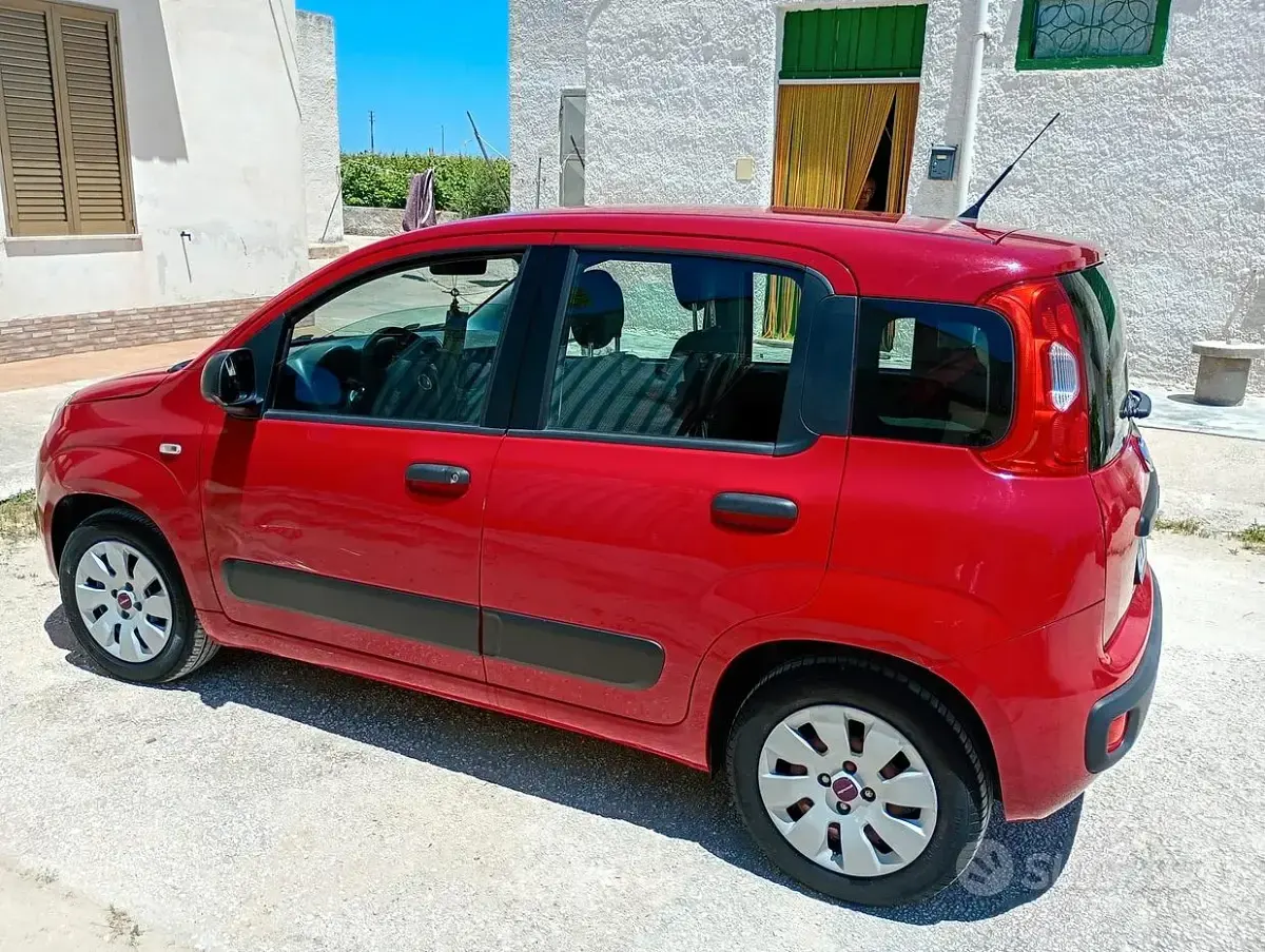 Usata Fiat Panda 69 CV (50 kW) 2012 Utilitaria