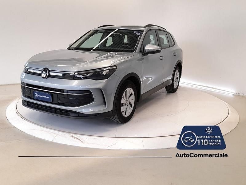 Usata VW Tiguan Life 150 CV (110 kW) 2024 Argento SUV